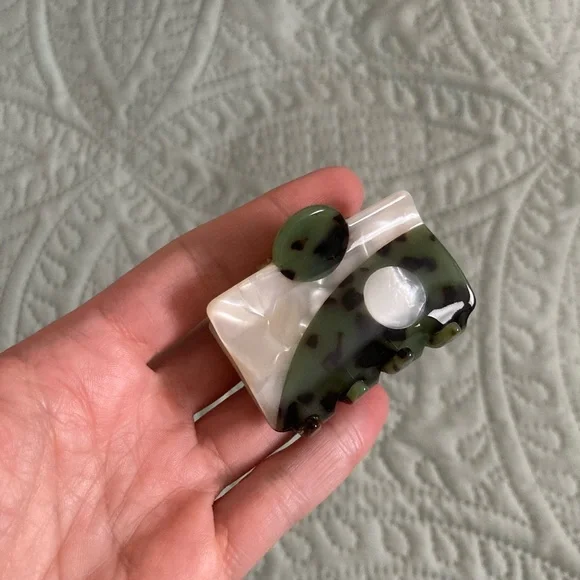 Yin yang hair clip - Picture 5 of 10